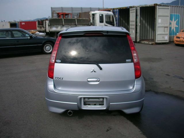 2004 Mitsubishi Colt