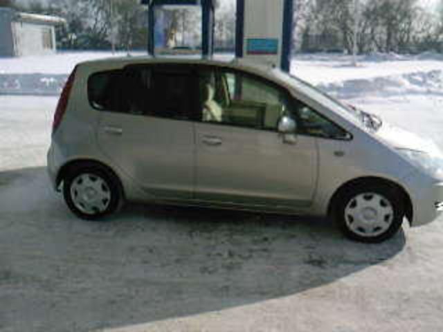 2004 Mitsubishi Colt