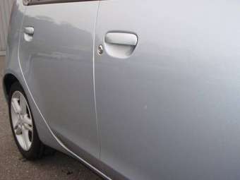 2004 Mitsubishi Colt Photos