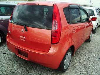 2004 Mitsubishi Colt Photos