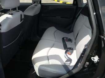2004 Mitsubishi Colt Pictures