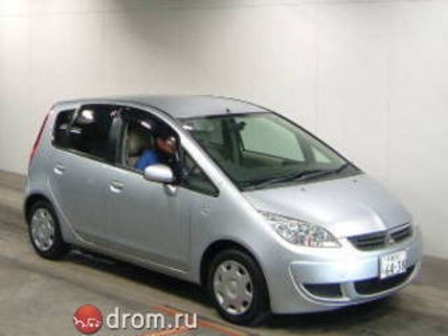 2004 Mitsubishi Colt