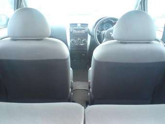 2004 Mitsubishi Colt Photos