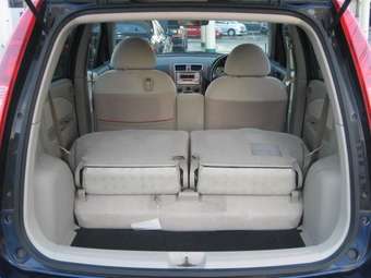 2004 Mitsubishi Colt Pictures