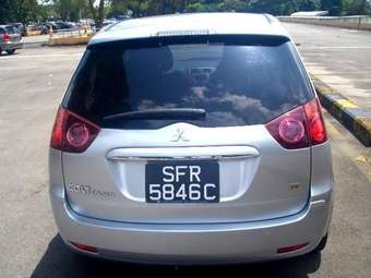 2004 Mitsubishi Colt Photos