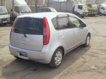 2004 Mitsubishi Colt Photos
