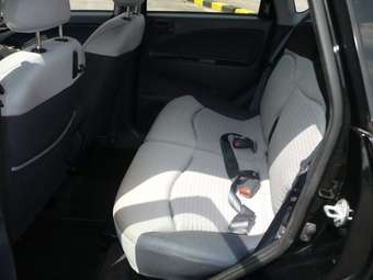 2004 Mitsubishi Colt Pictures