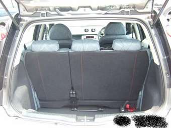 2004 Mitsubishi Colt Photos