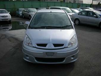 2004 Mitsubishi Colt Wallpapers