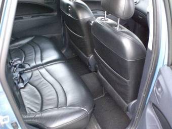 2004 Mitsubishi Colt Pictures