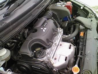 2004 Mitsubishi Colt Pics