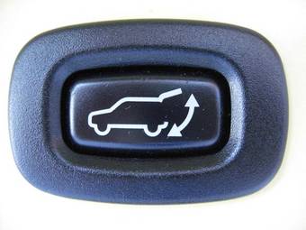 2004 Mitsubishi Colt Pictures