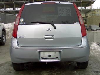 2004 Mitsubishi Colt Photos