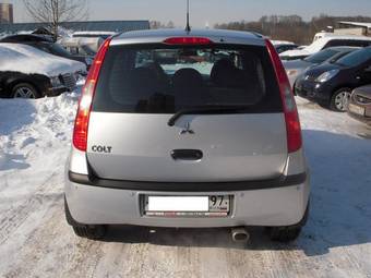 2004 Mitsubishi Colt Pictures