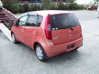 2004 Mitsubishi Colt Photos