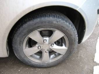 2004 Mitsubishi Colt Photos