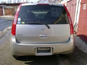 2004 Mitsubishi Colt Photos