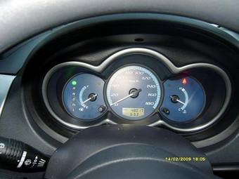 2004 Mitsubishi Colt Photos