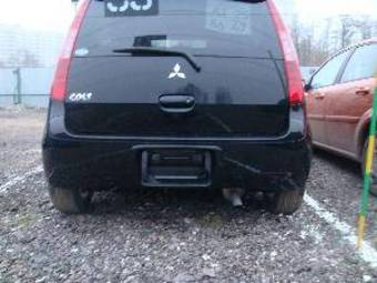 2004 Mitsubishi Colt Photos