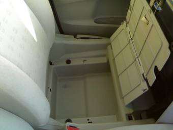 2004 Mitsubishi Colt Pictures