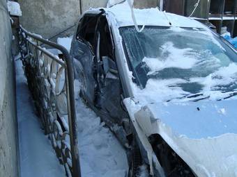 2004 Mitsubishi Colt Pictures