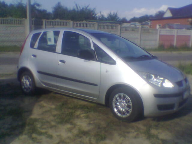 2004 Mitsubishi Colt