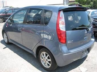2004 Mitsubishi Colt Photos