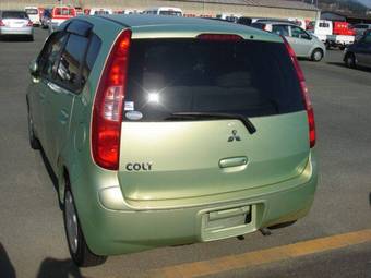 2004 Mitsubishi Colt Pictures