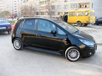 2004 Mitsubishi Colt Wallpapers