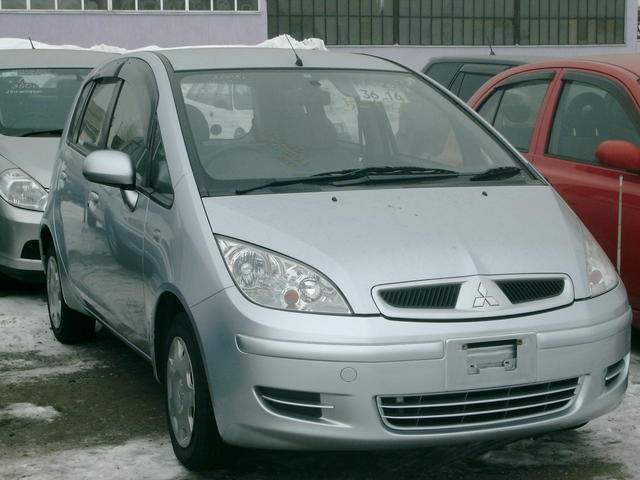 2004 Mitsubishi Colt