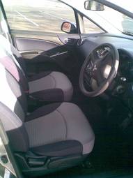 2004 Mitsubishi Colt Photos