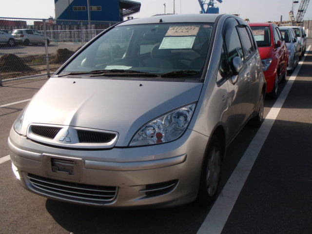 2004 Mitsubishi Colt