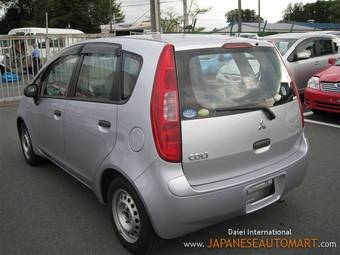 2004 Mitsubishi Colt Pics