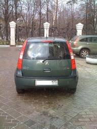 2004 Mitsubishi Colt Pictures