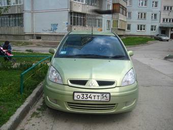 2004 Mitsubishi Colt Wallpapers