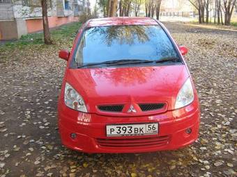 2004 Mitsubishi Colt Pics