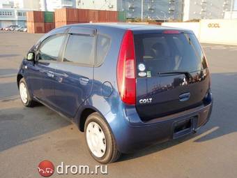2004 Mitsubishi Colt Pictures