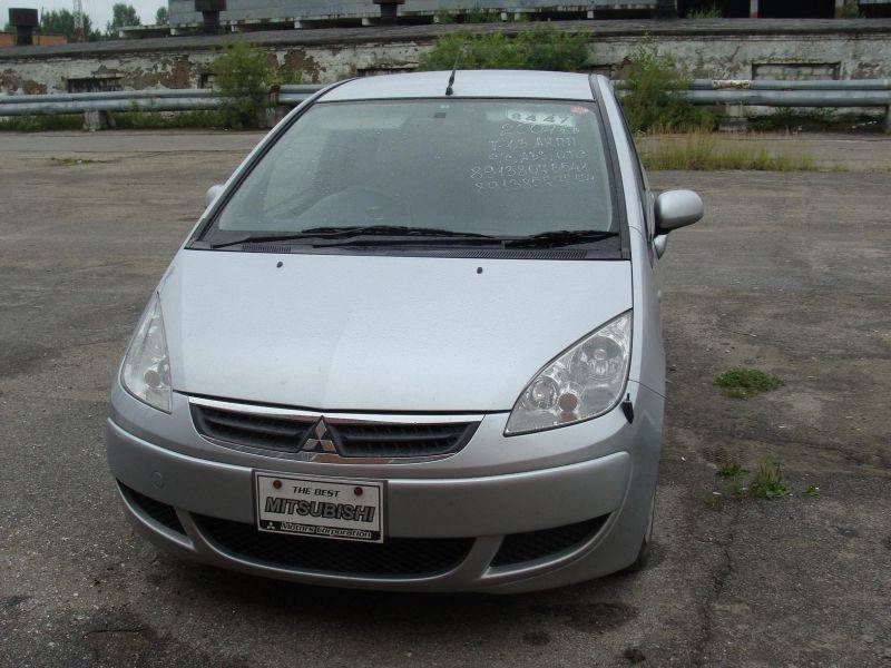 2004 Mitsubishi Colt