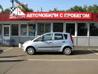 2004 Mitsubishi Colt Photos