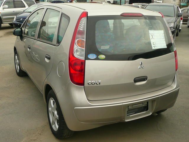 2005 Mitsubishi Colt