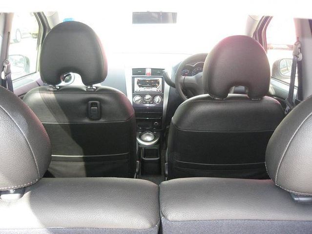 2005 Mitsubishi Colt