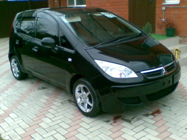 2005 Mitsubishi Colt