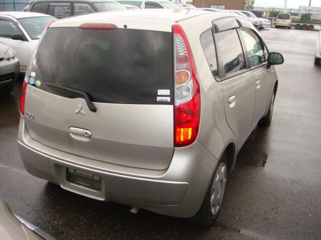 2005 Mitsubishi Colt