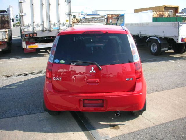 2005 Mitsubishi Colt