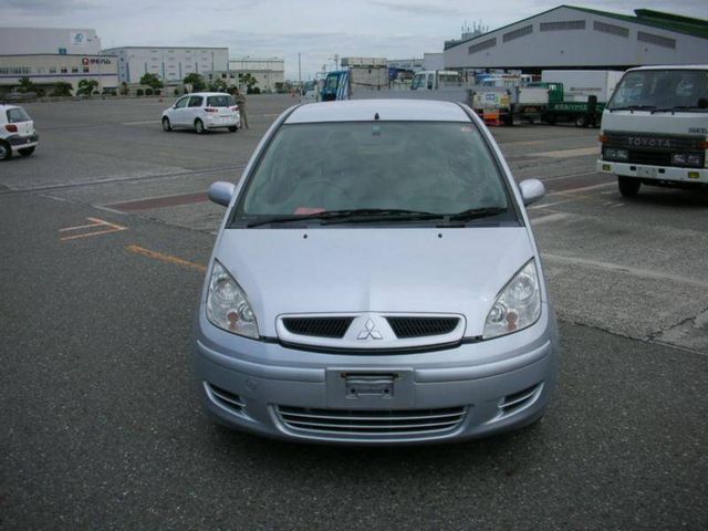 2005 Mitsubishi Colt