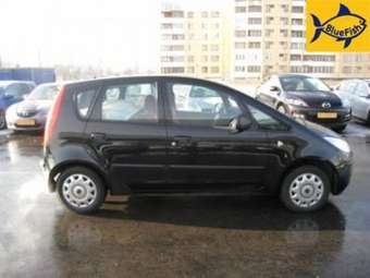 2005 Mitsubishi Colt Pictures