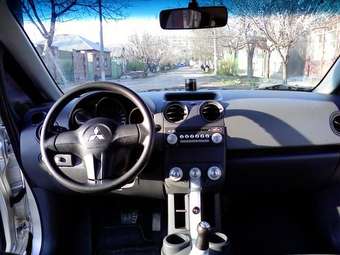 2005 Mitsubishi Colt Pics