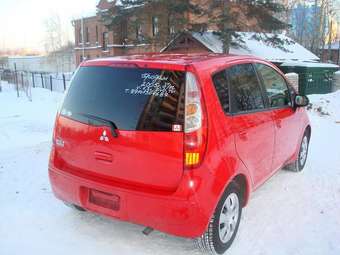 2005 Mitsubishi Colt Pictures