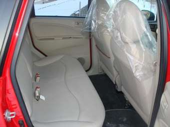 2005 Mitsubishi Colt Photos