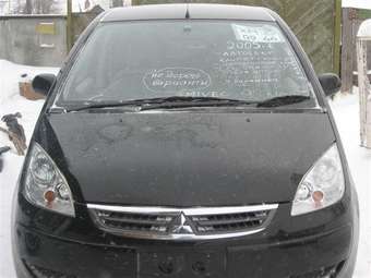 2005 Mitsubishi Colt Pictures